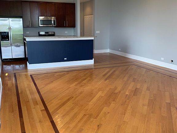 3rd image of 1135 W Chicago Ave APT 2W