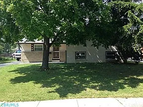 4284 E Mound St photo 1
