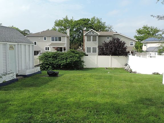 3rd image of 12 Thixton Ave