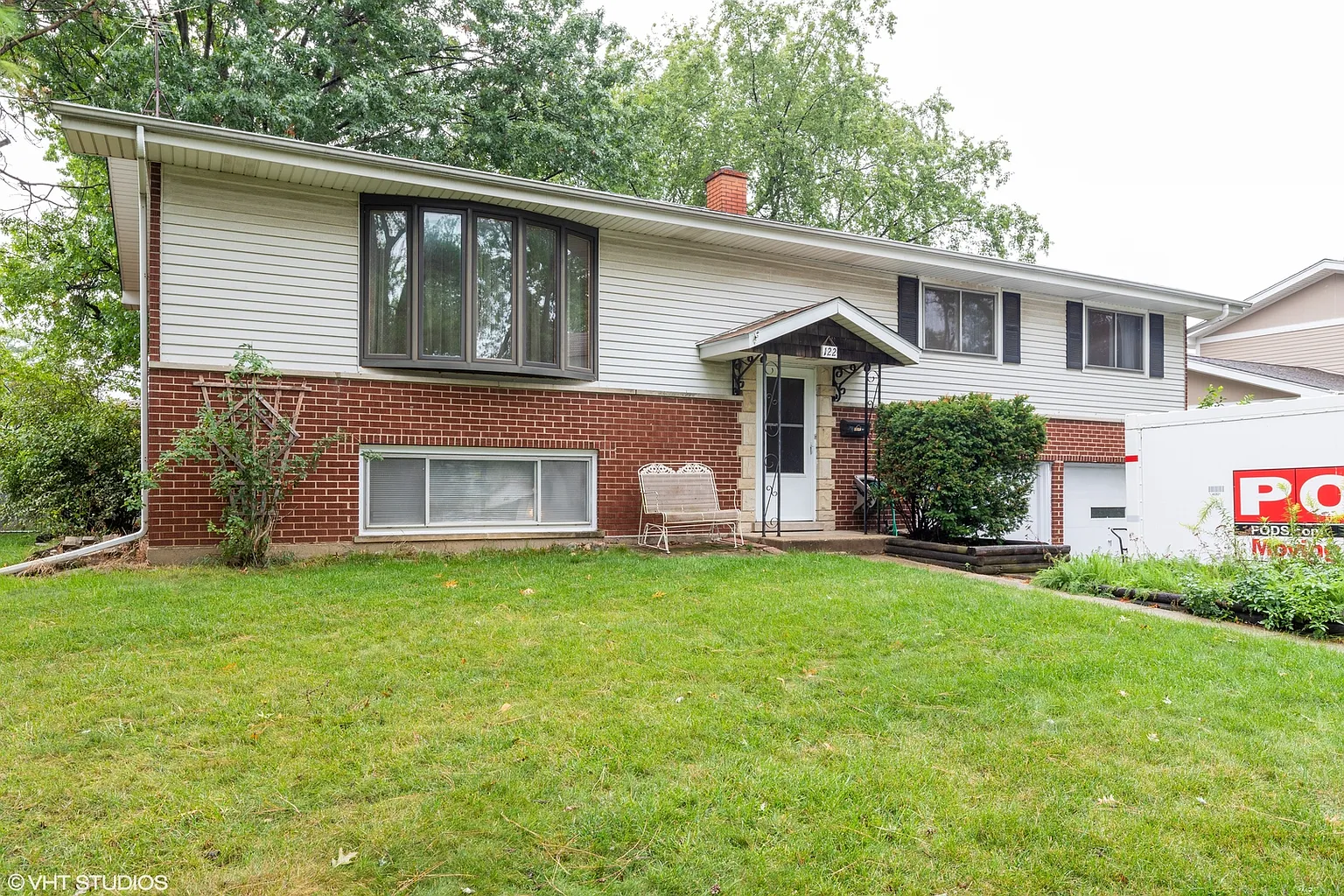 122 N Stratton Ln photo 1