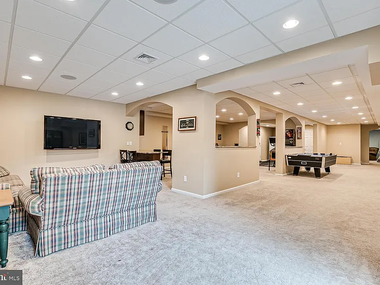 5 Erin Ct — Photo 20