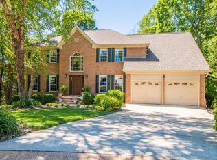 6300 Marina Bay Ln, Hixson, TN 37343