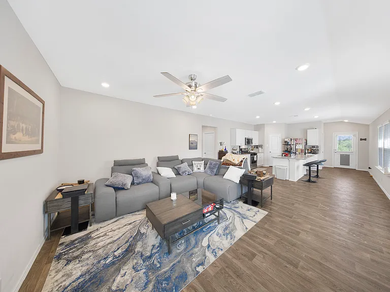 13059 Kalinoski St — Photo 5
