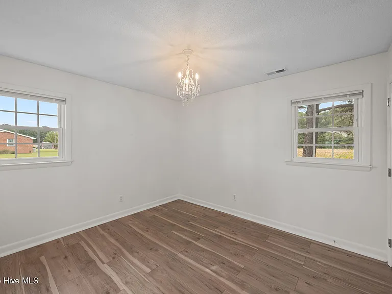 74 Cedar Rd — Photo 12