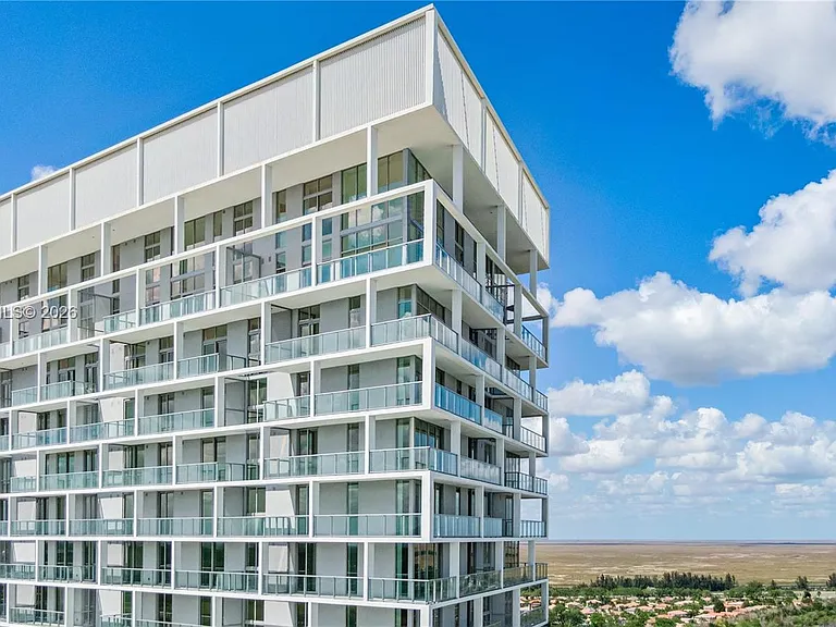 2000 Metropica Way #2010 — Photo 2