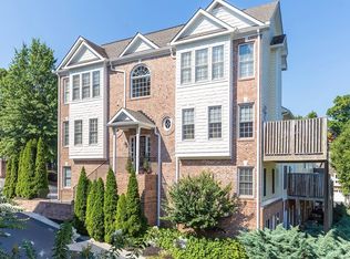 5492 Glenridge Dr NE UNIT 572, Atlanta, GA 30342