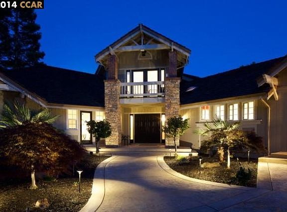 3rd image of 142 Pepperwood Ct