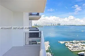 1800 Sunset Harbour Dr #2215