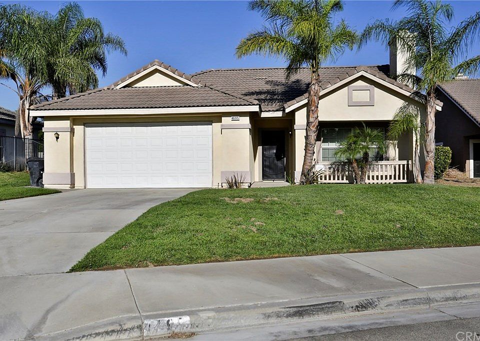 1st image of 4695 N Orange Dr