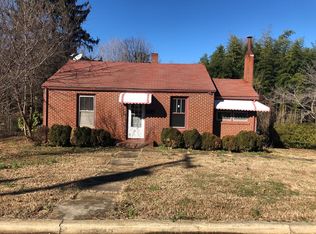 54 Drew St, Chase City, VA 23924