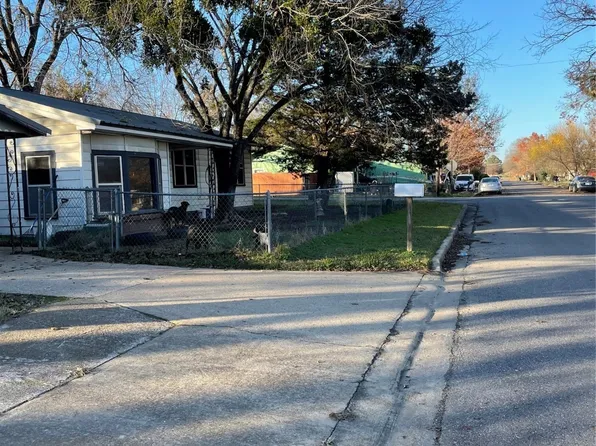 1223 Grand Ave, Durant, OK 74701