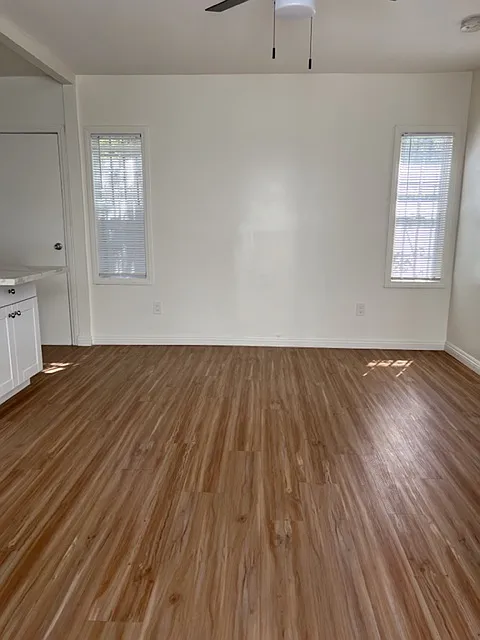 Studio, 400 sqft, $1,549 — Photo 3
