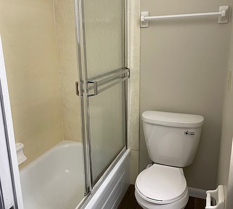 5th image of 679 Dennison Ave #3