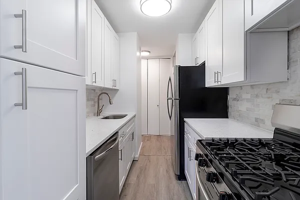 363 East 76th Street #8H in Lenox Hill, Manhattan | StreetEasy