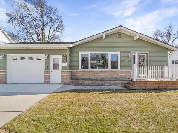 1811 Illinois AVENUE, New Holstein, WI 53061