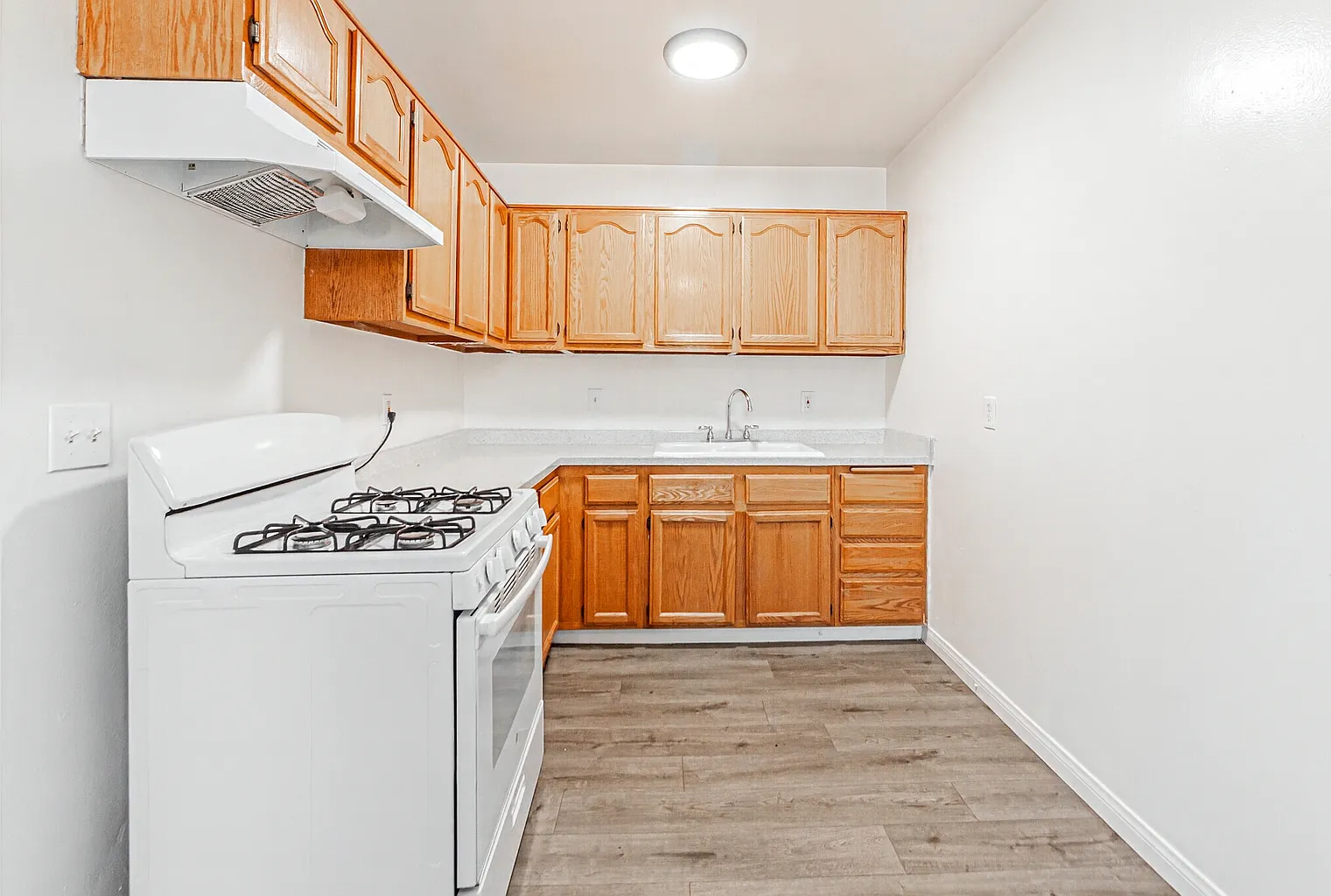 1 bed, 660 sqft, $1,850 — Photo 3