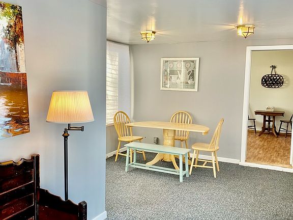 4th image of 908 N Plaza Dr