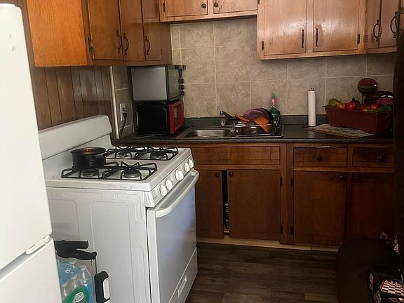 2nd image of 2317 W 26th Ave