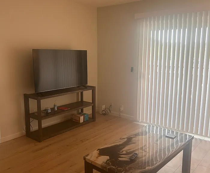 4150 E Cactus Rd #216 — Photo 2