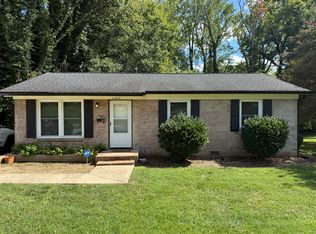 4800 Springview Rd, Charlotte, NC 28213