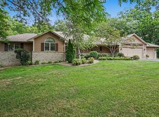 2003 Safari Heights Trl, Eagan, MN 55122