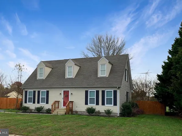 2 Greenridge Ave, Ridgely, MD 21660