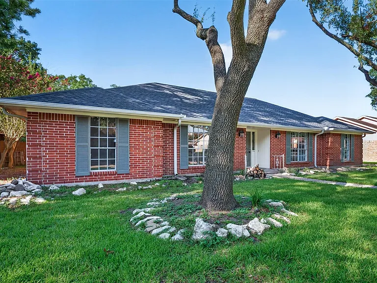 3910 Chile Dr — Photo 48