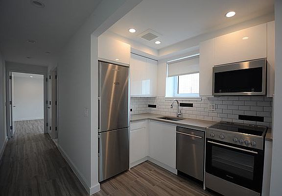 4th image of 152 W 140th St #8BB