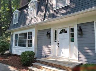 3 Horizon Dr, Mendham, NJ 07945