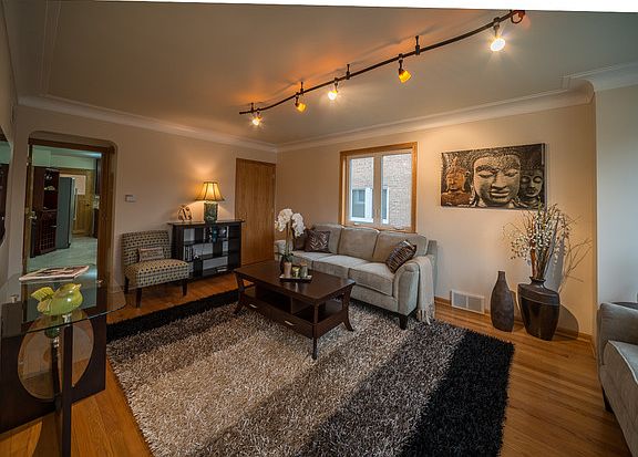 5th image of 2717 N 74th Ave