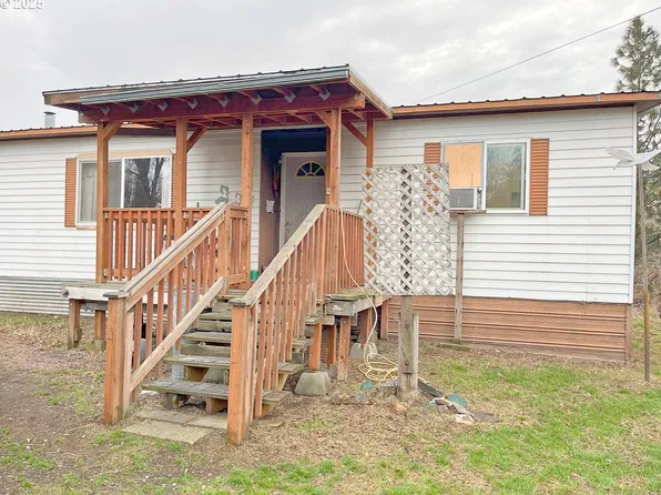 504 John Day St, Wasco, OR 97065