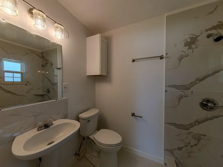 4710 Glenmont St — Photo 26