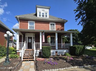 1029 Delaware Ave, Jersey Shore, PA 17740