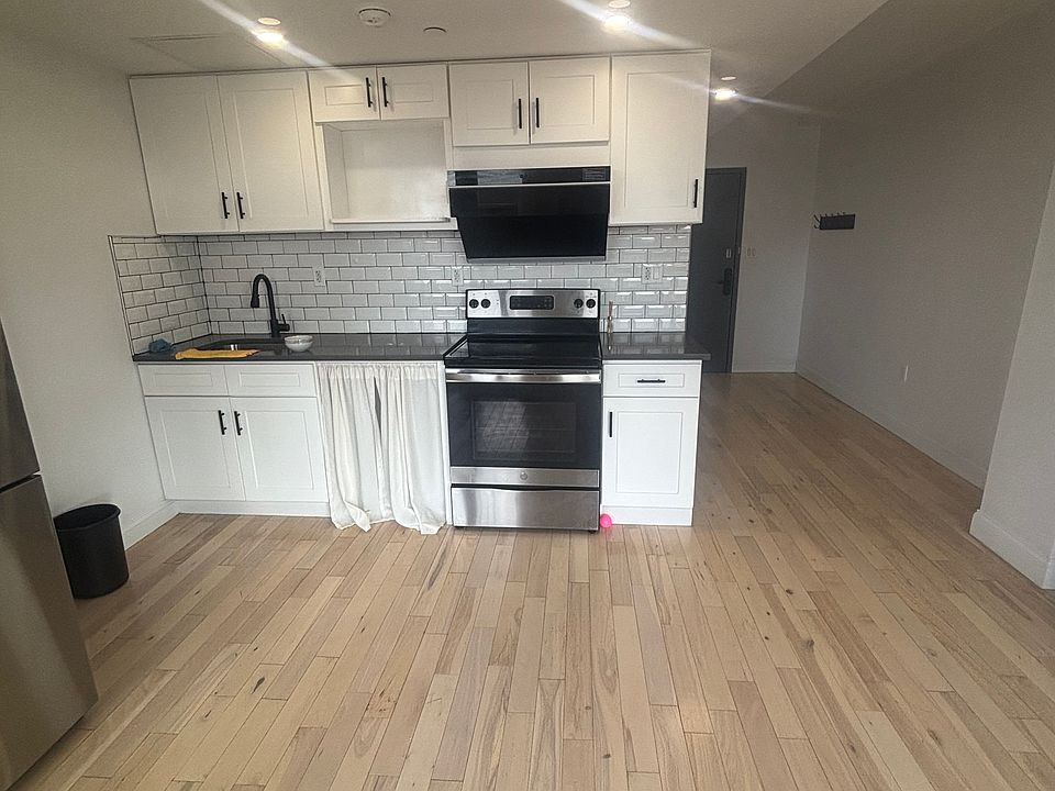 1st image of 105-25 65th Rd #7B