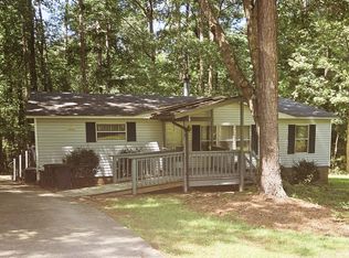 86 Holly Rd, Moncure, NC 27559