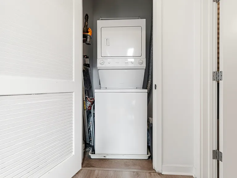 630 Thomas L Berkley Way #403 — Photo 10