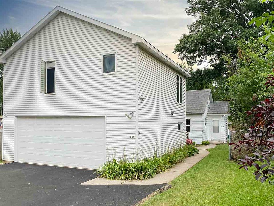 1st image of 123 Alder Ave #A