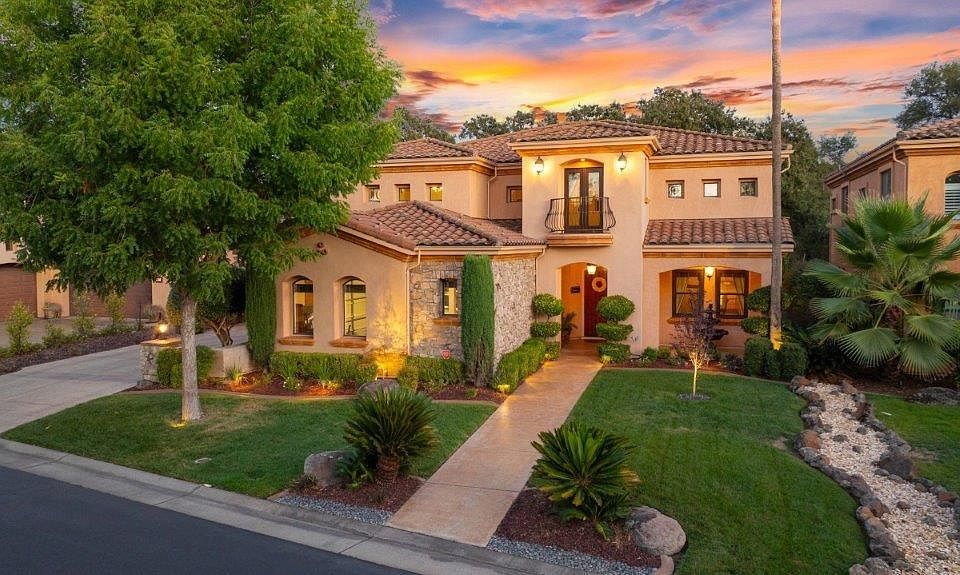 1st image of 1633 Calabria Way