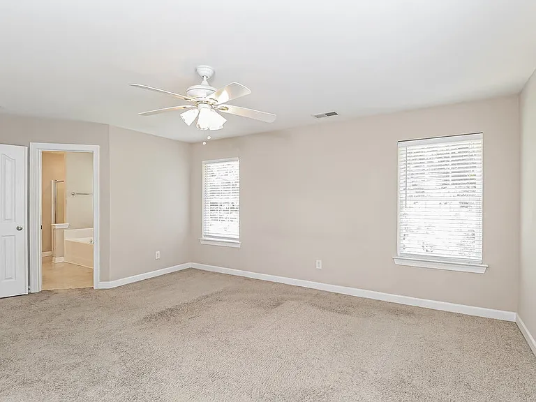 2865 Island Point Dr NW — Photo 12