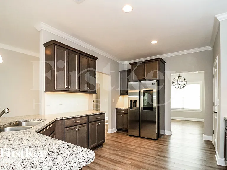 196 Sand Hill Dr — Photo 6