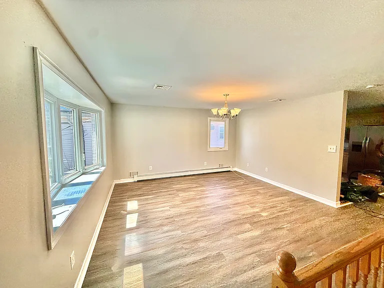 2829 Amboy Rd #1 — Photo 3