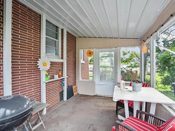 3rd image of 106 Church Ave