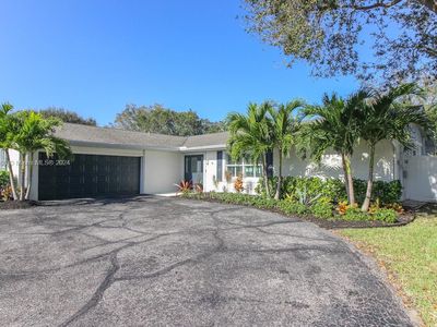 300 River Dr, Tequesta, FL, 33469