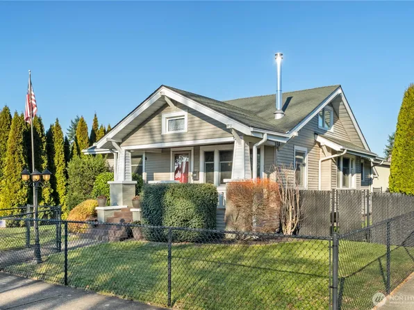 1705 Marshall Avenue, Enumclaw, WA 98022