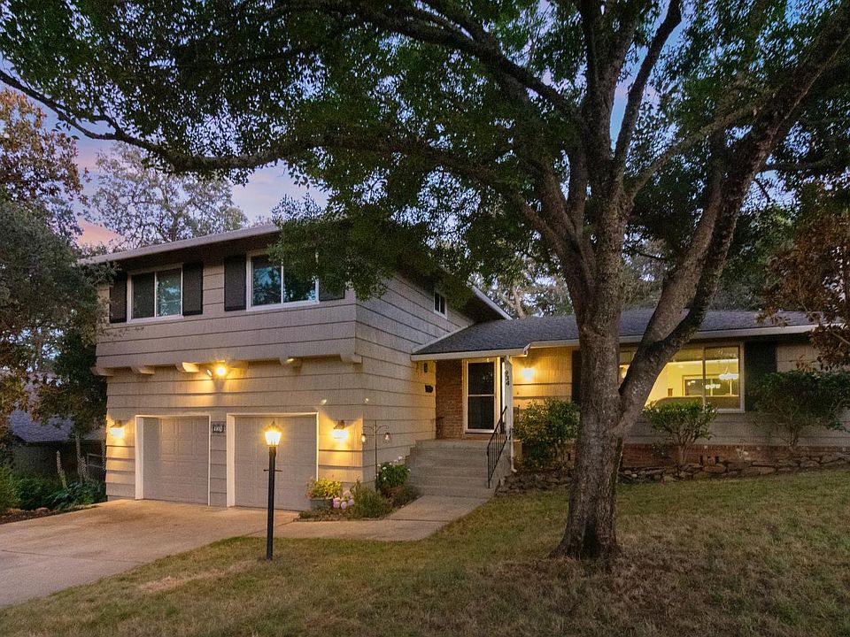 1st image of 934 King James Way