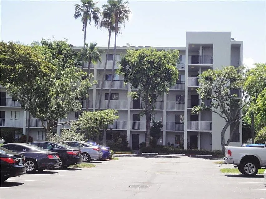 2213 Cypress Island Dr #308
