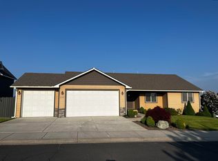 202 N Hauser Ave, Colfax, WA 99111