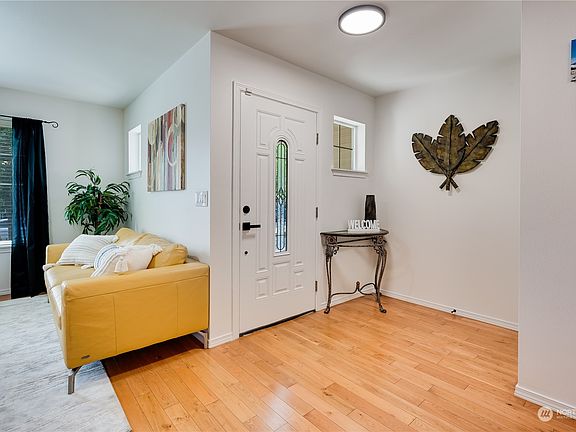 3rd image of 9003 Venn Avenue SE