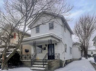 105 Chestnut St, Dupont, PA 18641