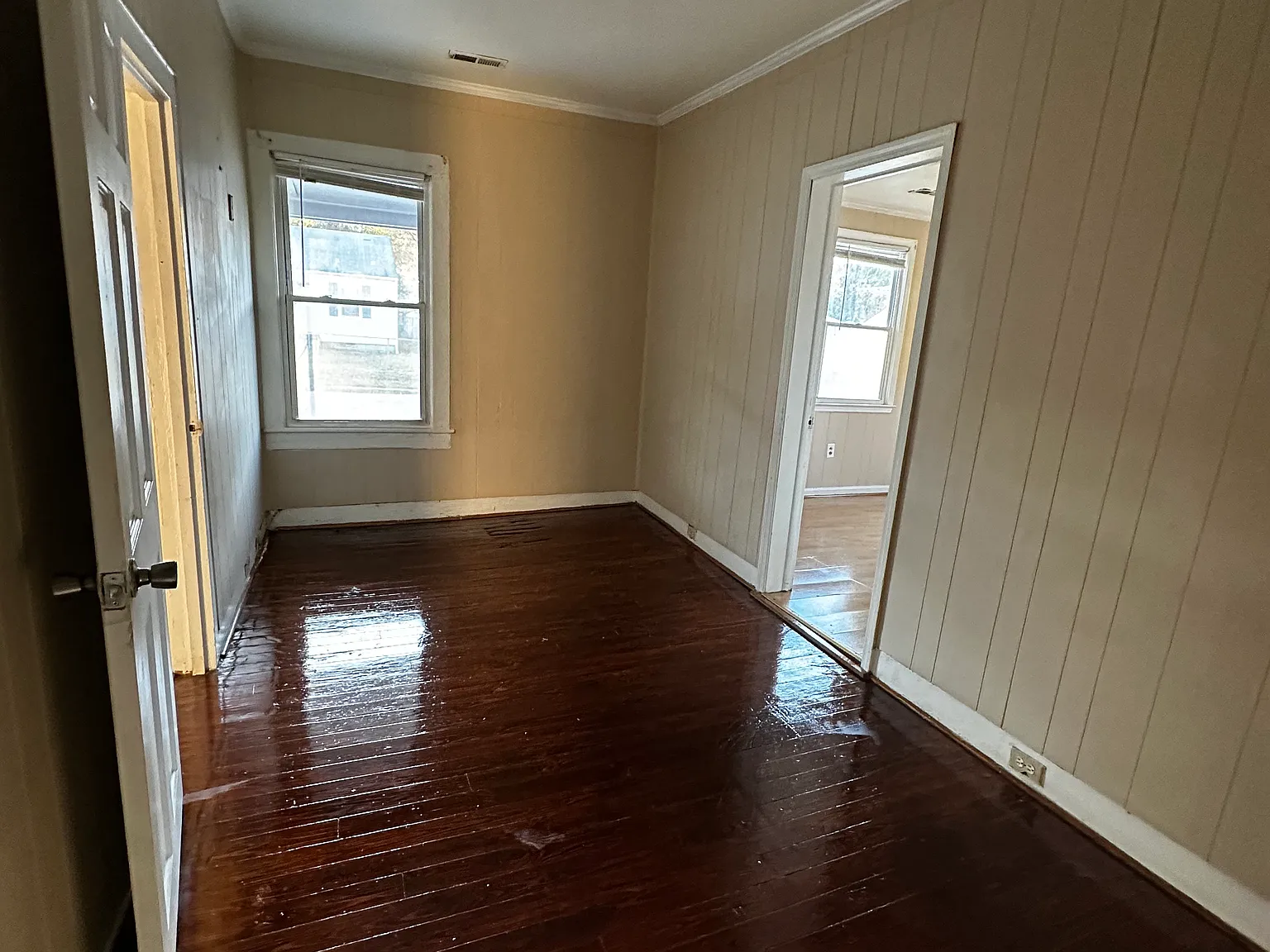 1307 Grant Avenue — Photo 4